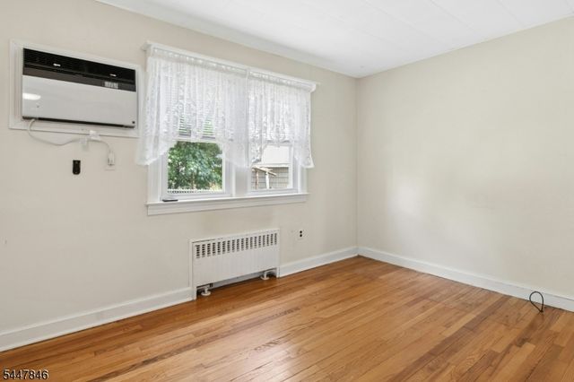 58 Furber Ave, Linden City, NJ 07036