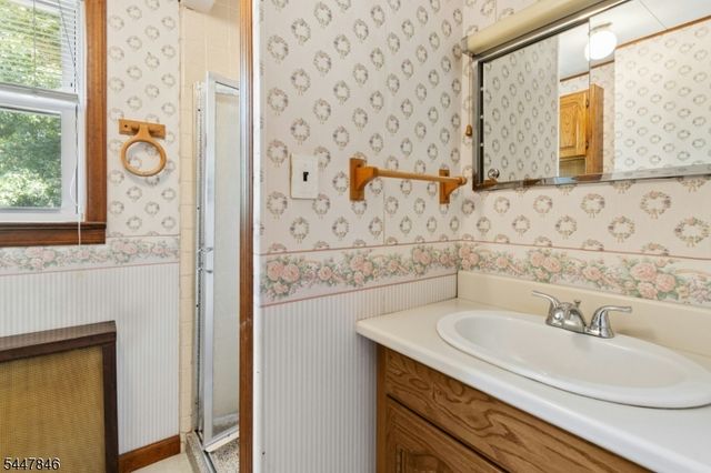 58 Furber Ave, Linden City, NJ 07036