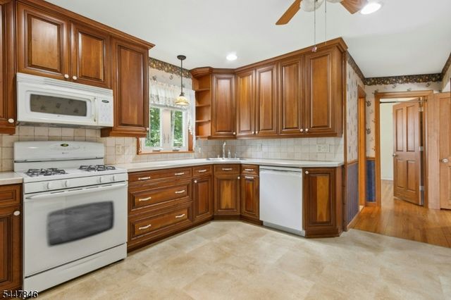 58 Furber Ave, Linden City, NJ 07036