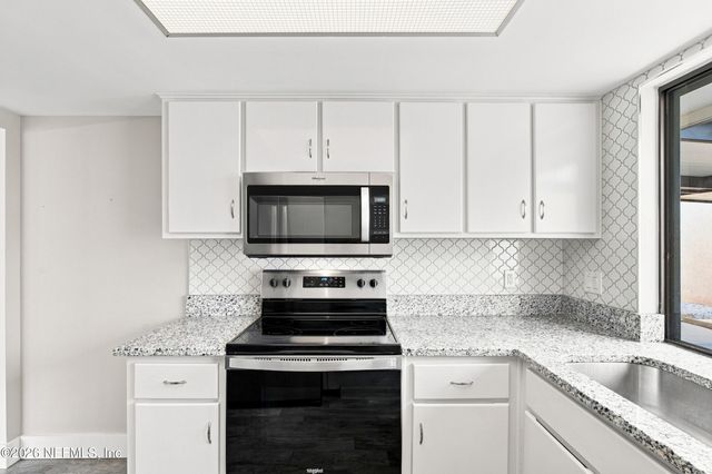 3421 WAVERLY DOCK Road, Jacksonville, FL 32223