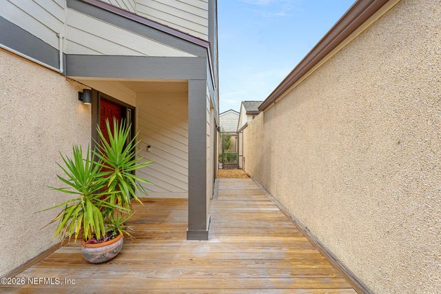 3421 WAVERLY DOCK Road, Jacksonville, FL 32223