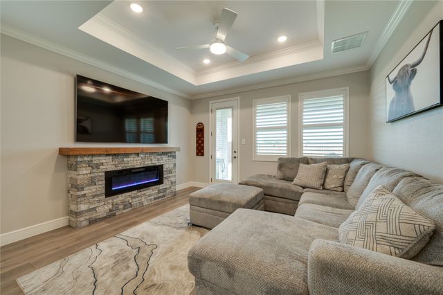 3703 Cloverleaf Lane, Sherman, TX 75092