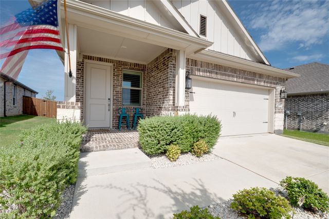 3703 Cloverleaf Lane, Sherman, TX 75092