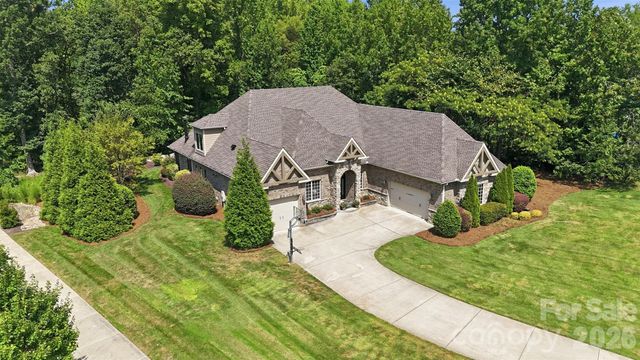 1206 Delaney Drive, Weddington, NC 28104