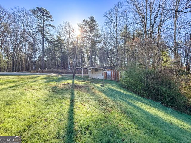 1177 Twin River Orchard Road, Demorest, GA 30535