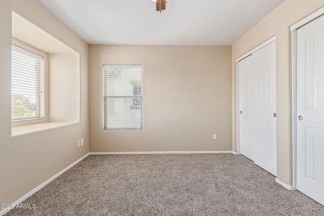 6419 W SOPHIE Lane, Laveen, AZ 85339