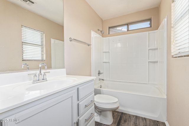 6419 W SOPHIE Lane, Laveen, AZ 85339