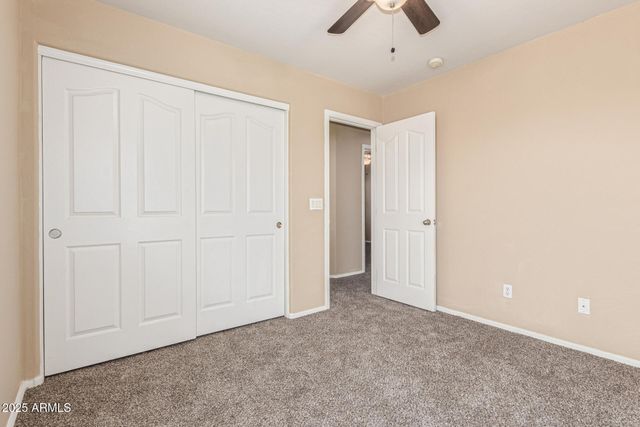 6419 W SOPHIE Lane, Laveen, AZ 85339