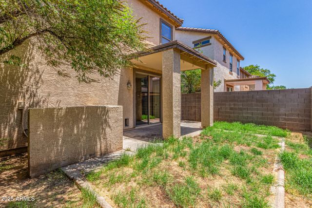 6419 W SOPHIE Lane, Laveen, AZ 85339