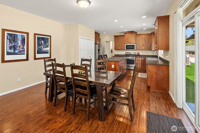 26 Meadow Place SE, Everett, WA 98208