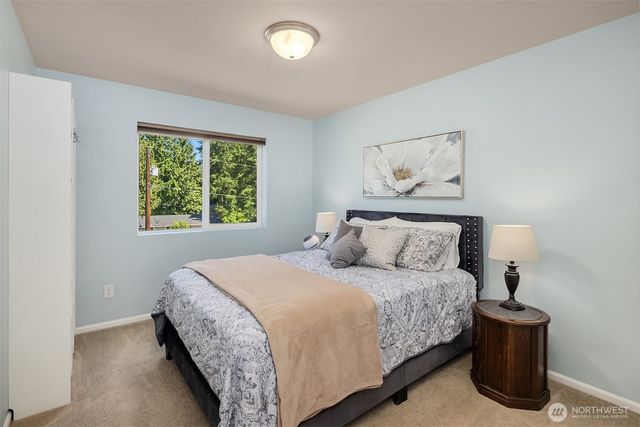 26 Meadow Place SE, Everett, WA 98208