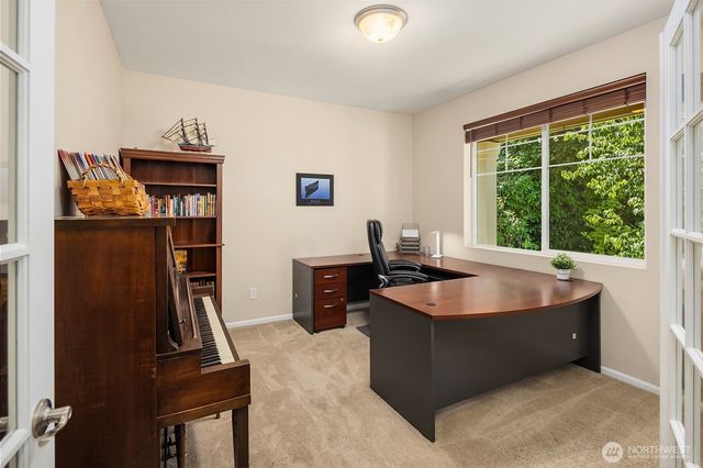 26 Meadow Place SE, Everett, WA 98208