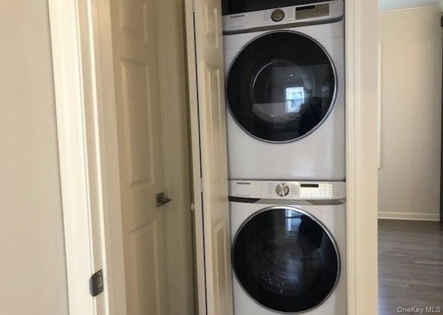 40-15 214th Place 2R, Bayside, NY 11361