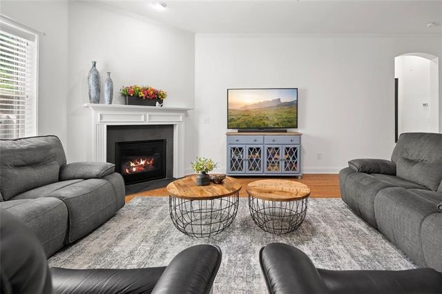 302 Canter Way, Woodstock, GA 30188