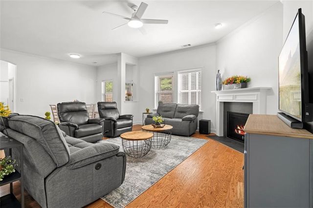 302 Canter Way, Woodstock, GA 30188