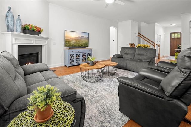 302 Canter Way, Woodstock, GA 30188