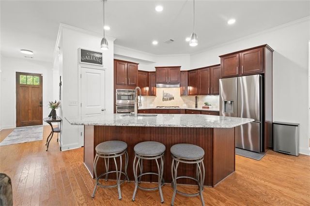 302 Canter Way, Woodstock, GA 30188