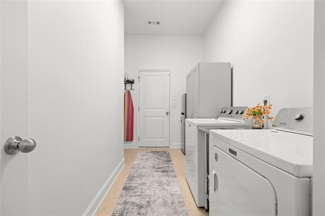 302 Canter Way, Woodstock, GA 30188