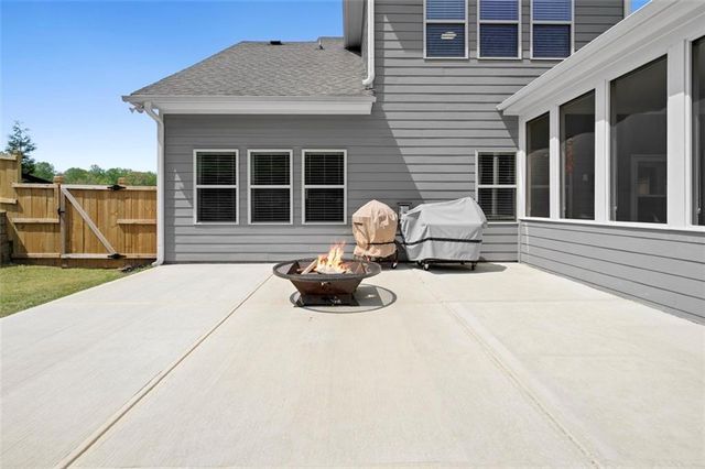 302 Canter Way, Woodstock, GA 30188