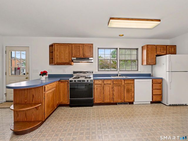 43 Randall Avenue, Stamford, CT 06905