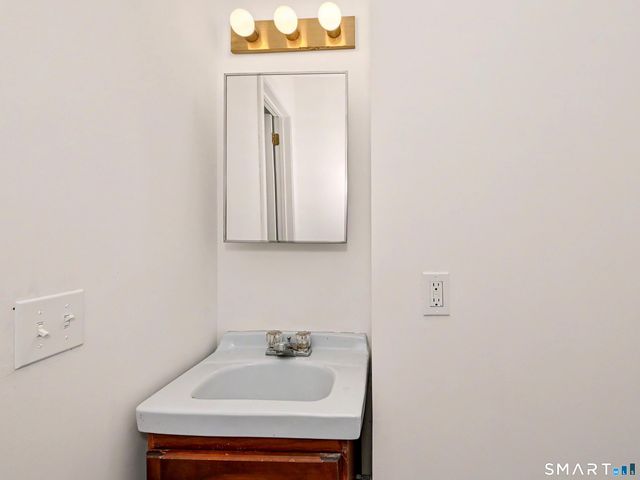 43 Randall Avenue, Stamford, CT 06905