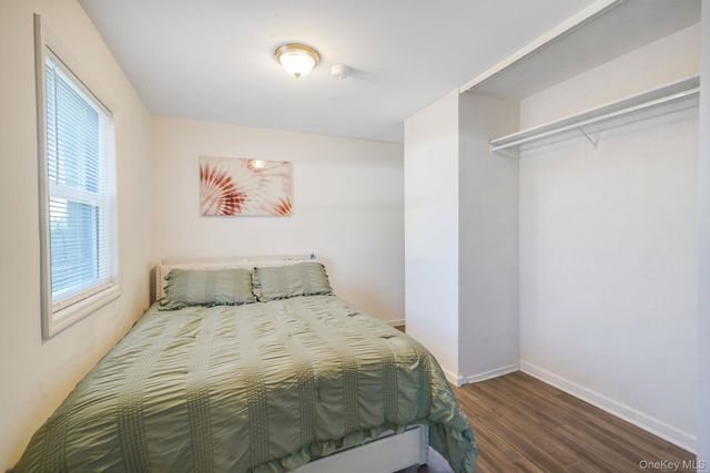 260 Waverly Avenue 33, Patchogue, NY 11772