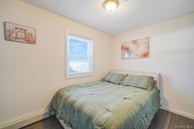 260 Waverly Avenue 33, Patchogue, NY 11772