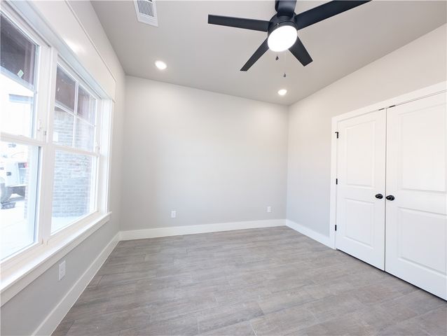 25 Thornaby Drive, Bella Vista, AR 72714