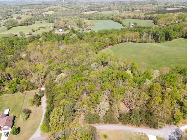 3805 Plantation Drive, Vale, NC 28168