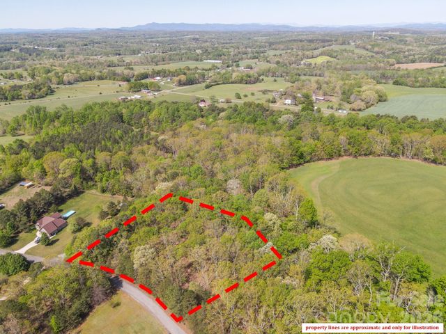 3805 Plantation Drive, Vale, NC 28168
