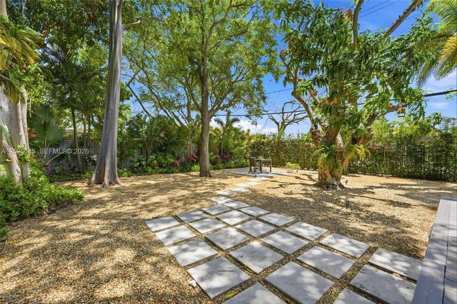 3101 SW 25th Ter, Miami, FL 33133