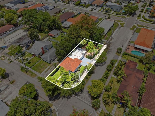 3101 SW 25th Ter, Miami, FL 33133
