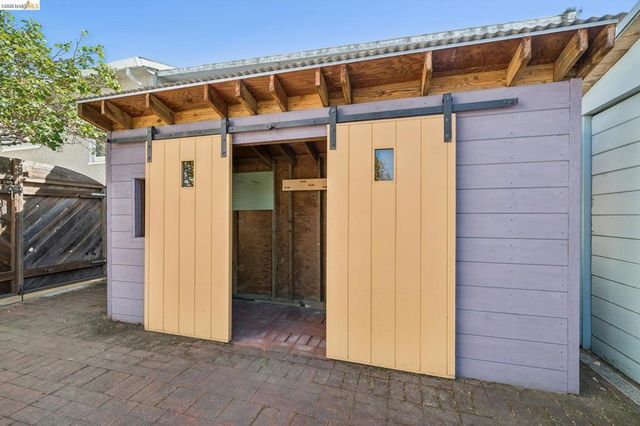 5819 Patton Street, Oakland, CA 94618