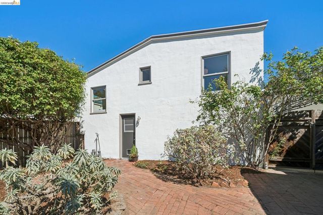 5819 Patton Street, Oakland, CA 94618