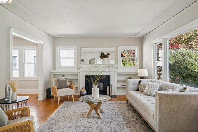 5819 Patton Street, Oakland, CA 94618