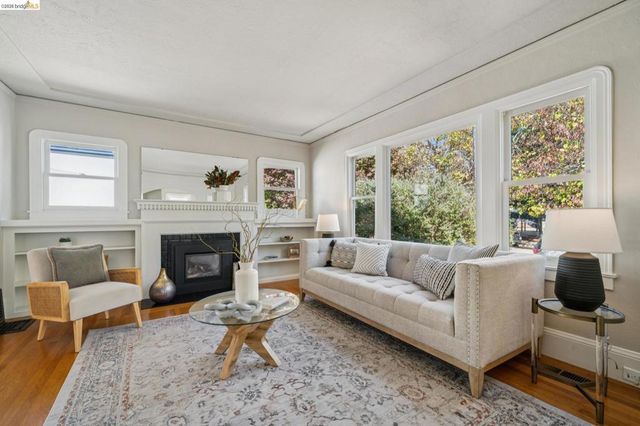 5819 Patton Street, Oakland, CA 94618