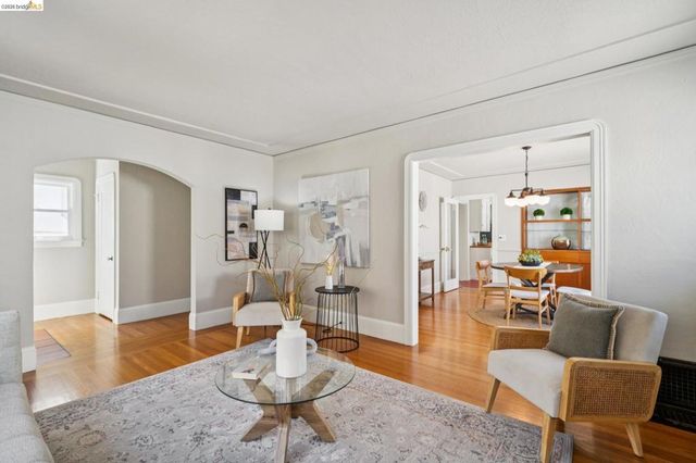 5819 Patton Street, Oakland, CA 94618