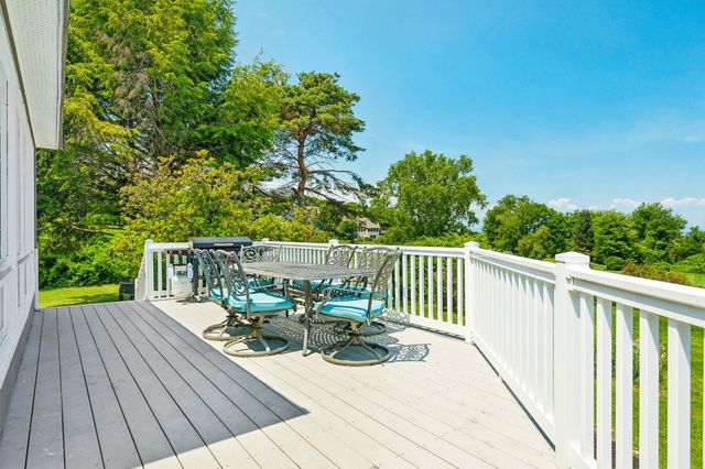 6 Beacon Hill Road, Gilford, NH 03249