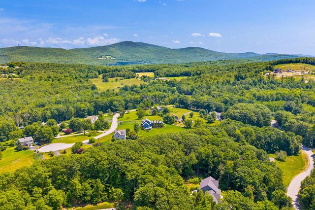 6 Beacon Hill Road, Gilford, NH 03249