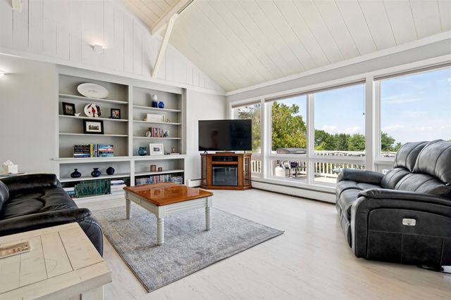 6 Beacon Hill Road, Gilford, NH 03249