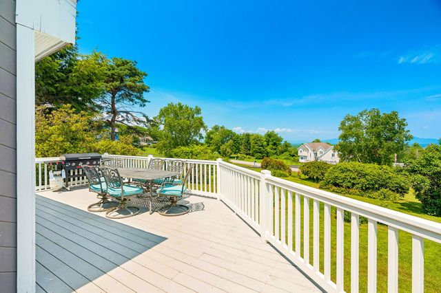 6 Beacon Hill Road, Gilford, NH 03249