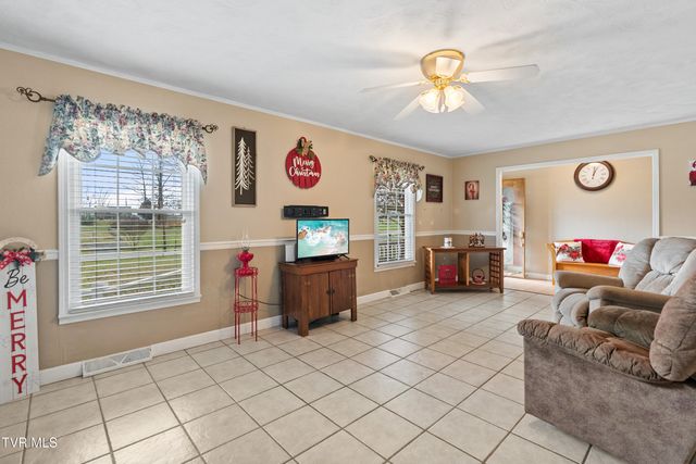 178 West Park Avenue, Greeneville, TN 37745