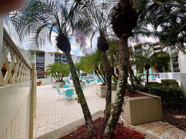 3940 Inverrary Boulevard 701a, Lauderhill, FL 33319