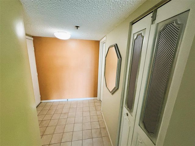 3940 Inverrary Boulevard 701a, Lauderhill, FL 33319