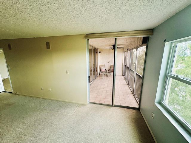 3940 Inverrary Boulevard 701a, Lauderhill, FL 33319