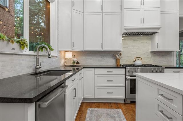 6 Bohler Pointe NW, Atlanta, GA 30327