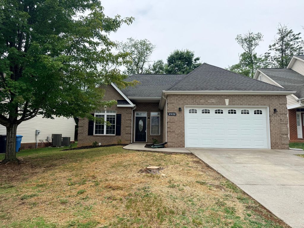2402 Willow Walk RD NW, Roanoke, VA 24017
