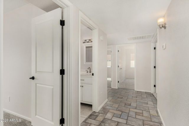 832 N ALVARO Circle, Mesa, AZ 85205