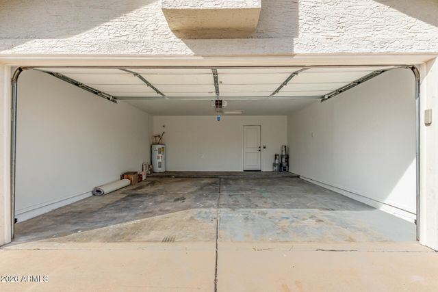 832 N ALVARO Circle, Mesa, AZ 85205