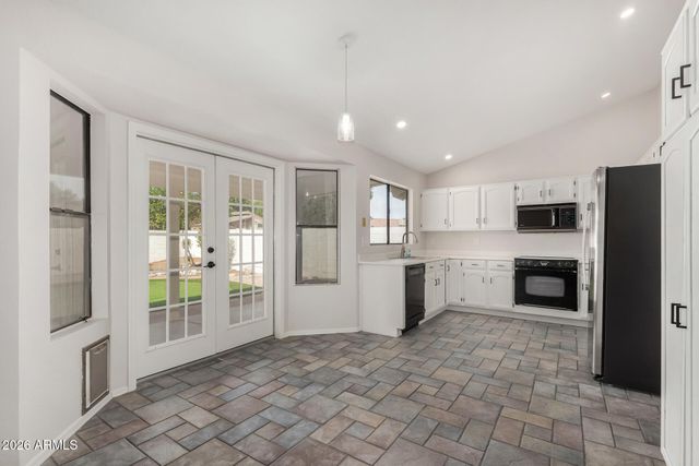 832 N ALVARO Circle, Mesa, AZ 85205